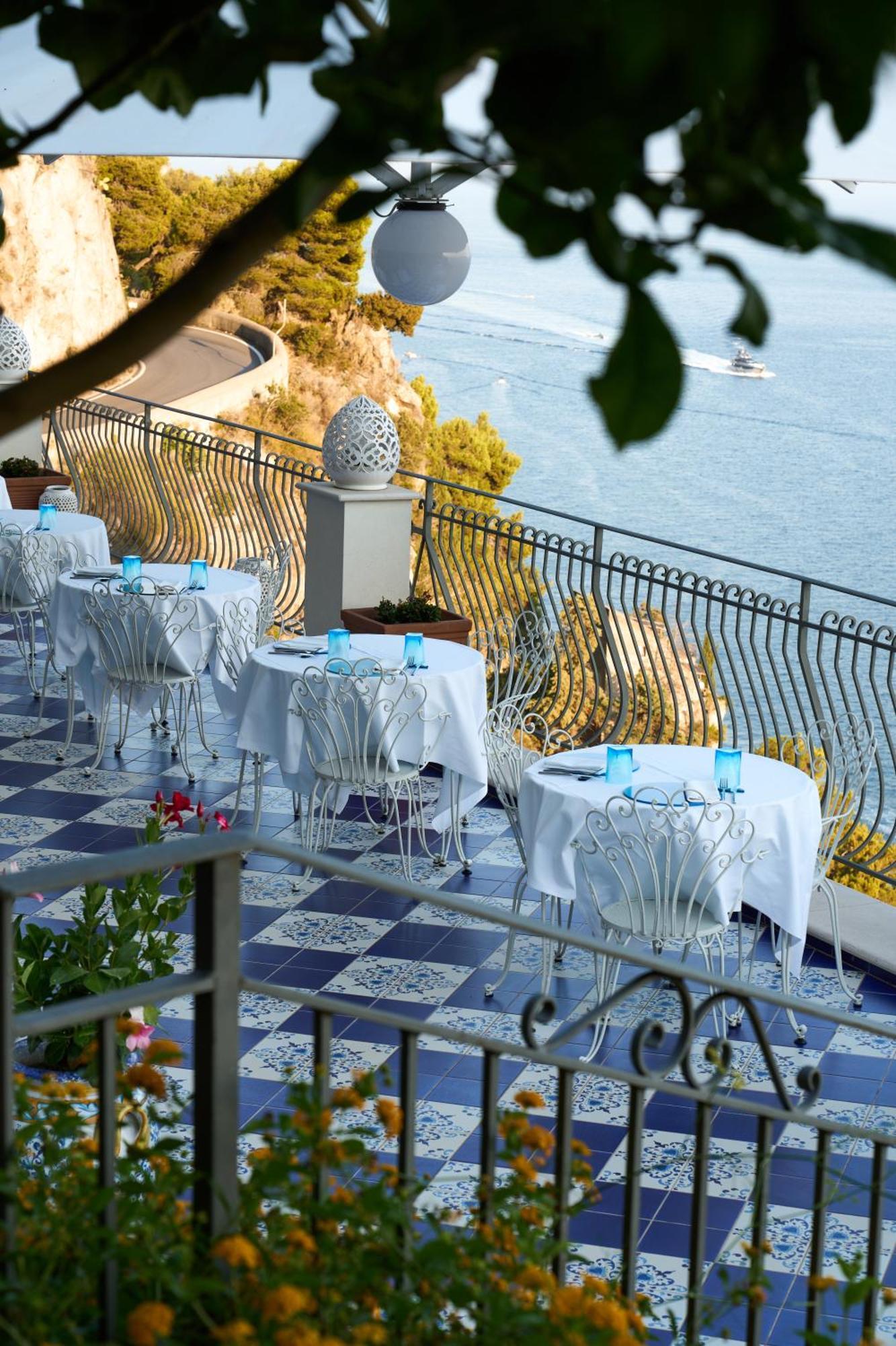 Hotel Villa Pandora Maiori Exterior foto